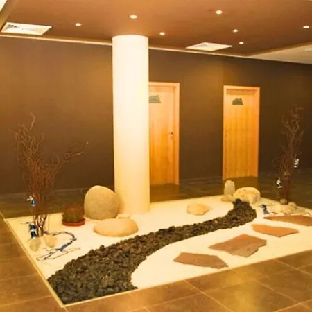Aspen Golf C207, Free Daire Razlık